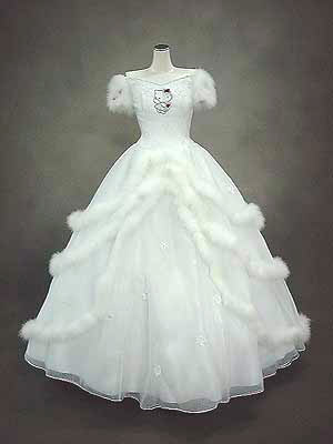 Hello_Kitty_Wedding_Gown[1]